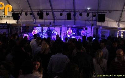 El grupo cordobés Lobo llevó la música en directo a la carpa de EnBarro