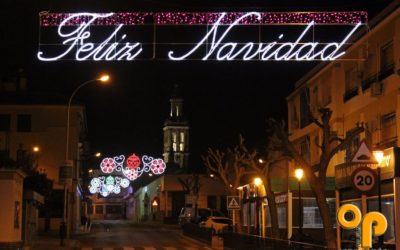 Ya brilla en La Rambla el alumbrado extraordinario de Navidad