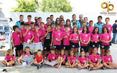 El Club de Tenis Los Alfares clausura su VIII Campus de Tenis de La Rambla con un acto celebrado en la Piscina Municipal