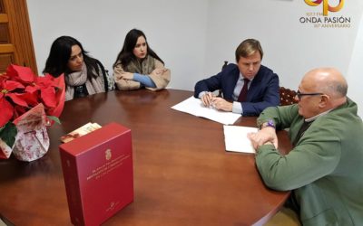 Antonio Repullo destaca en su visita a La Rambla la apuesta del Gobierno de Andalucía por favorecer la creación de empleo con el apoyo a varios sectores y puesta en marcha de proyectos