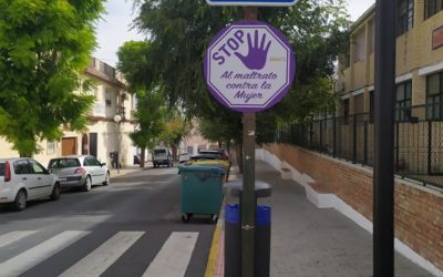 El Área de Igualdad promueve la colocación en La Rambla de mensajes contra la violencia hacia las mujeres