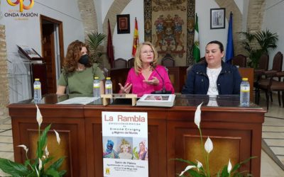 Hasta el 22 de mayo el Salón de Plenos del Ayuntamiento de La Rambla acoge la exposición de pintura `Mujeres del Mundo´ de Simone Croigny